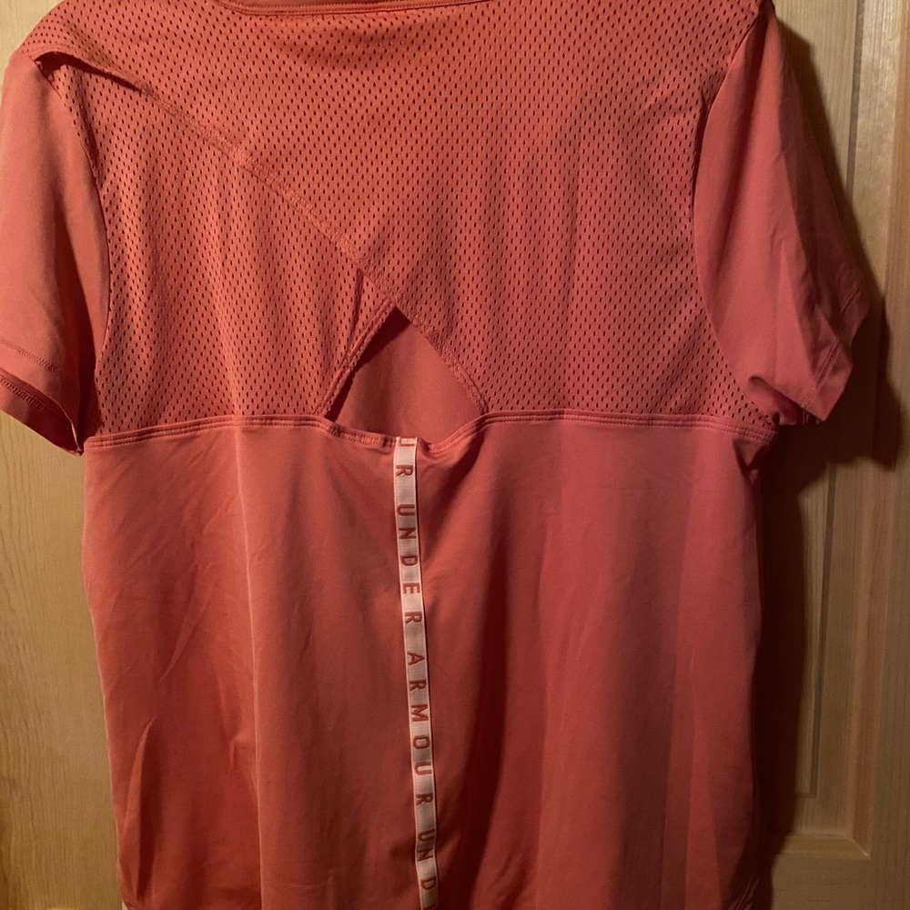 Short sleeve UA